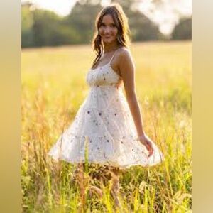 Trixxi Ivory Floral Embroidered Boho Mini Dress - Size Small